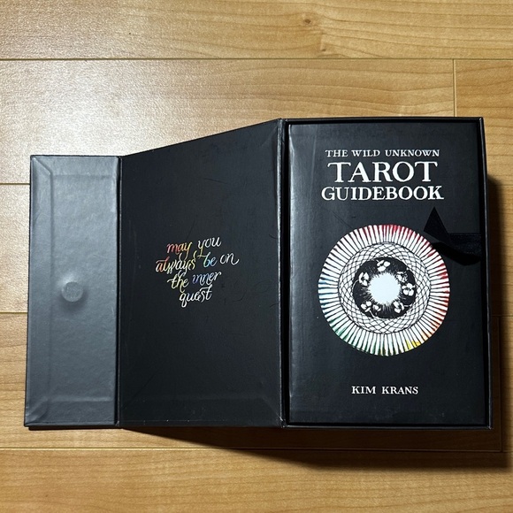 Wild Unknown Tarot Deck + Guidebook (Keepsake Box Set) - Picture 6 of 11